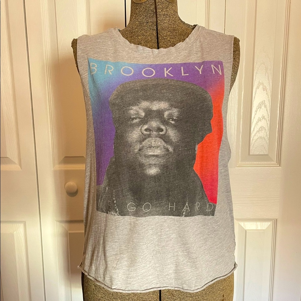 Cut off tee